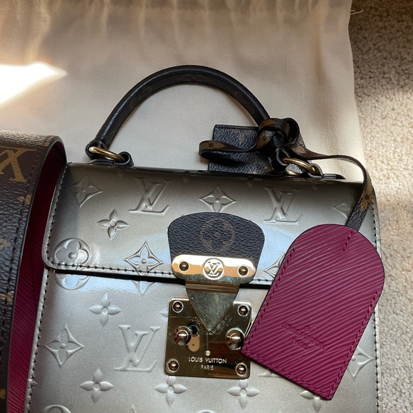 Louis Vuitton Handbags - Louis Vuitton Vernis Spring Street Metallise Champagne
